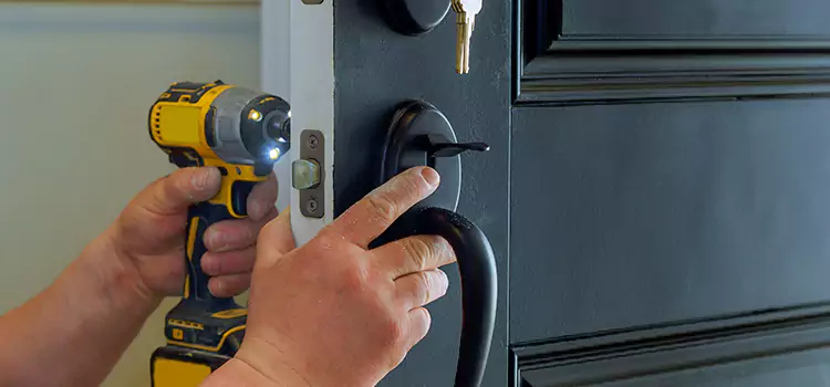 Locksmith Emergency Service Marshfield