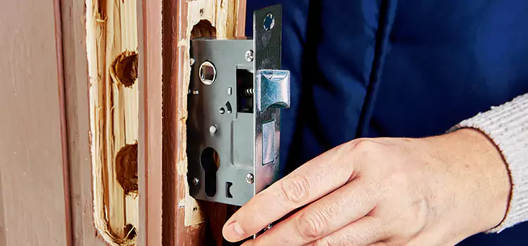 Garage Door Lock Replacement Marshfield